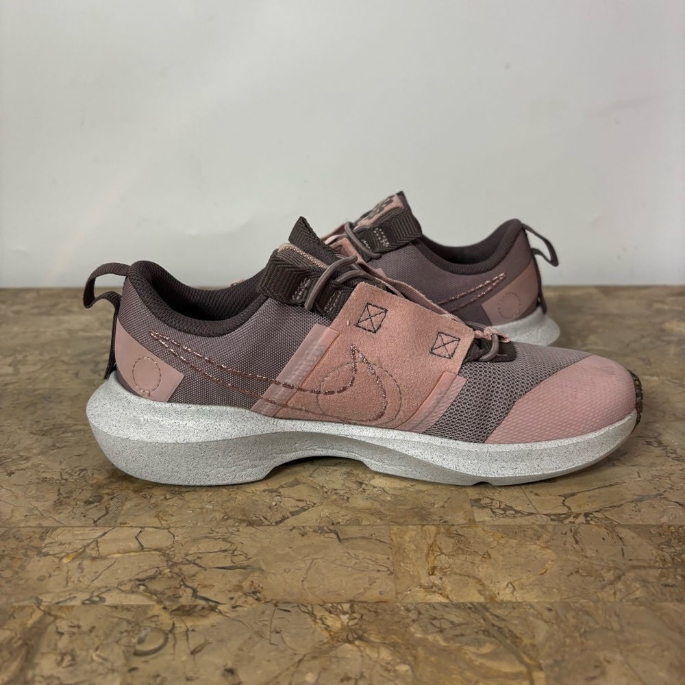 Nike Crater Impact Low Top Slip On Running Shoes Pink Youth Size 3Y - Picture 9 of 10